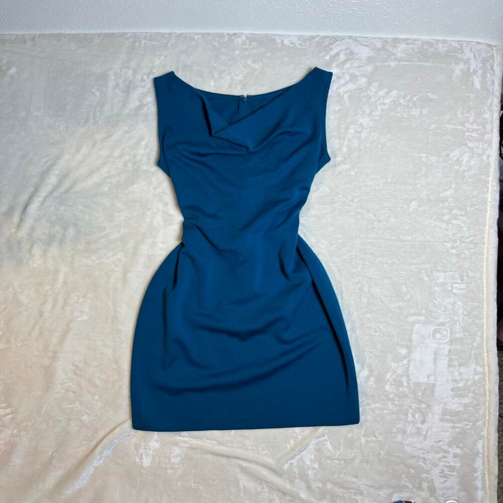 St John Milano Knit Dress Womens 6 Pendant Lunch Midi Wool Rayon PreFall 2011